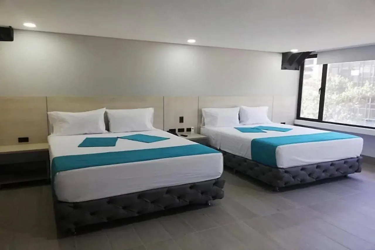 מדיין Hotel Loup